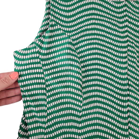 Green White Dress Womens 18 XL Geometric Fit Flare Flowy Sleeveless Polka Dot - Picture 9 of 13